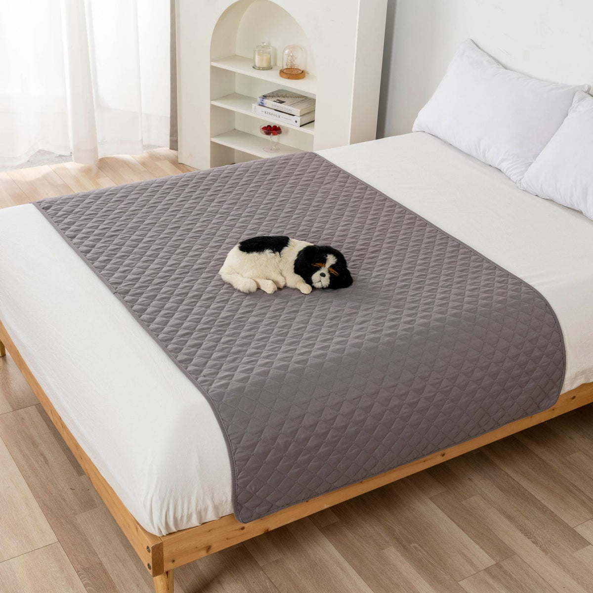 Waterproof sofa protector mat for pets
